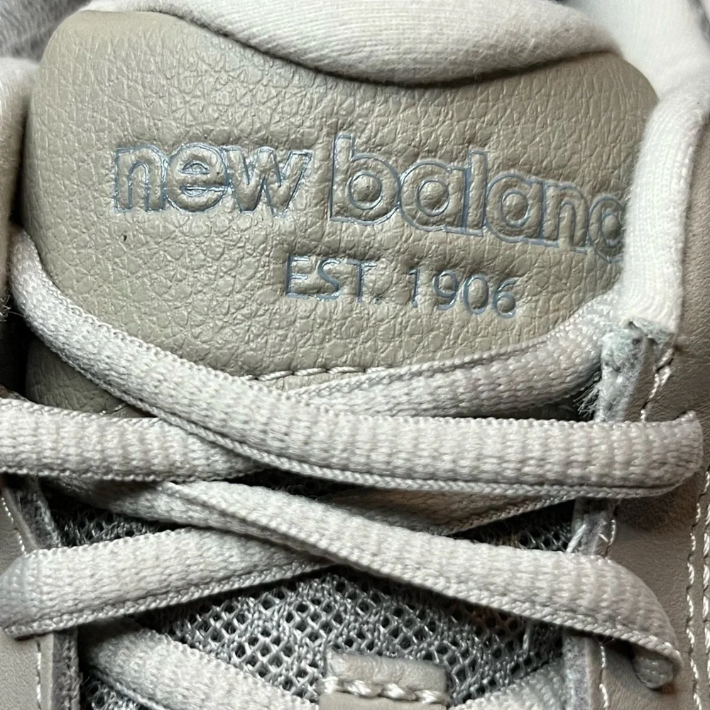 New Balance size 10